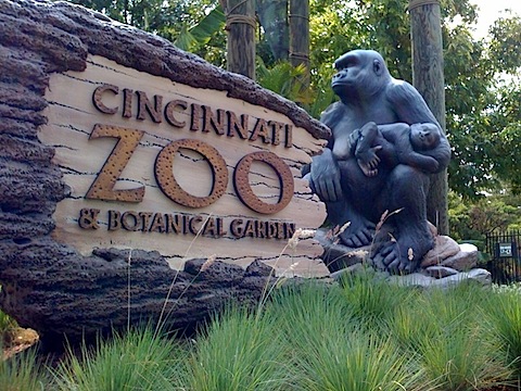 Cincinnati Zoo & Botanical Garden sign